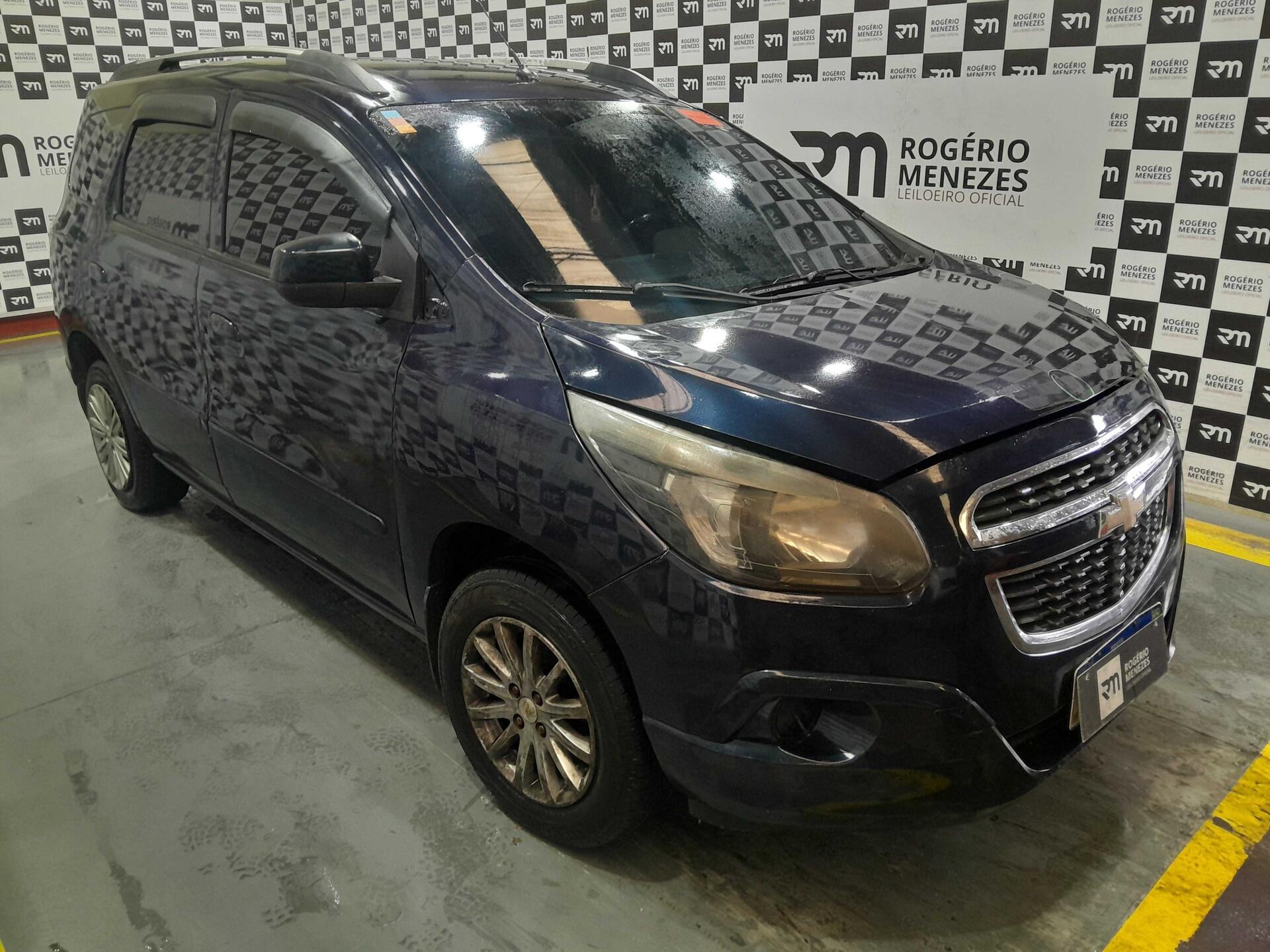 CHEVROLET SPIN 1.8L MT LT 2016